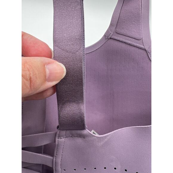 Victoria's Secret 34DD Featherweight Max Wireless Sport Bra Purple tiny flaw NWT - Picture 6 of 12